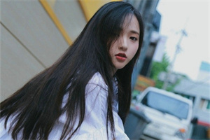 上海娱乐网：Shanghai's nightlife between beauty and delicacies