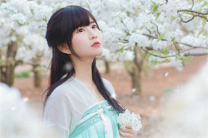 爱上海官网：The importance of education and technical training in improving the quality of life of the elderly in Shanghai